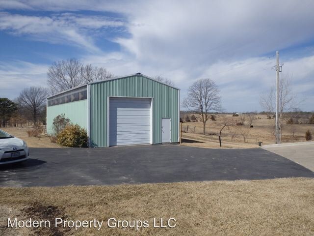 Foto del edificio - 3 br, 2 bath House - 8501 W Highway 40