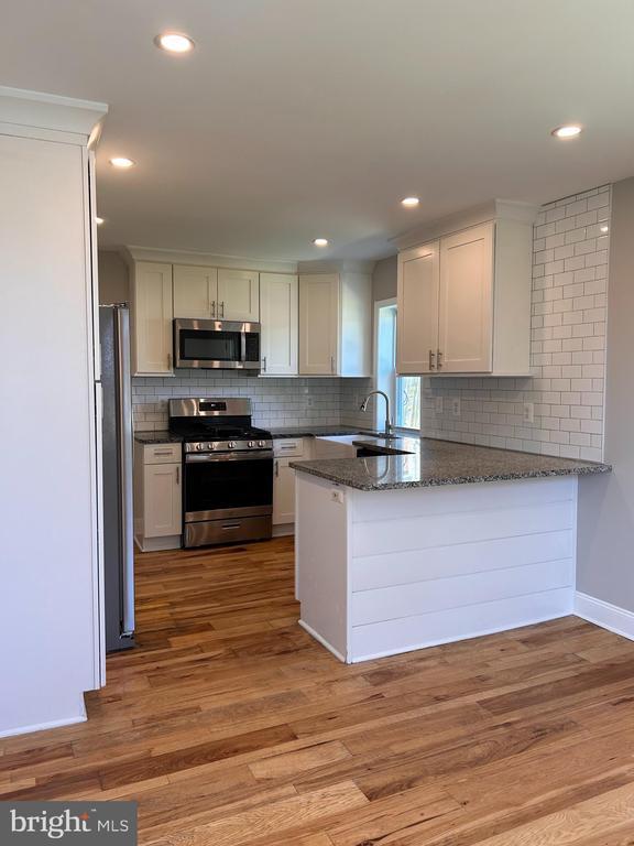 Foto del edificio - 601 Willowbrook Rd