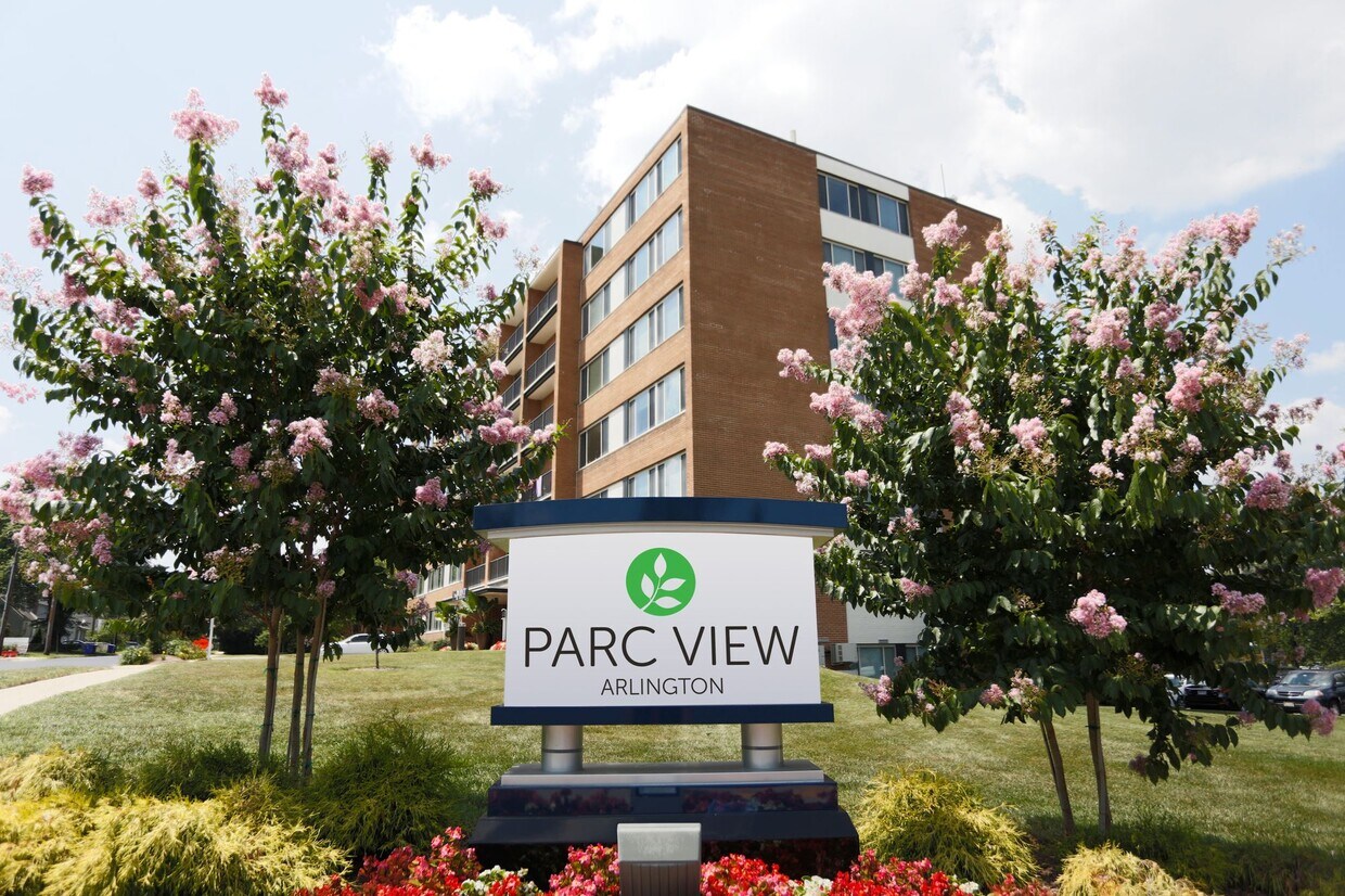 Parc View Apartments Apartments in Arlington, VA