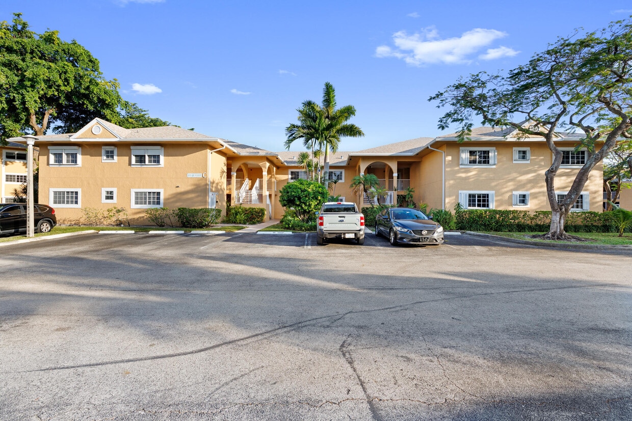 Foto principal - 811 SE 4th Ave