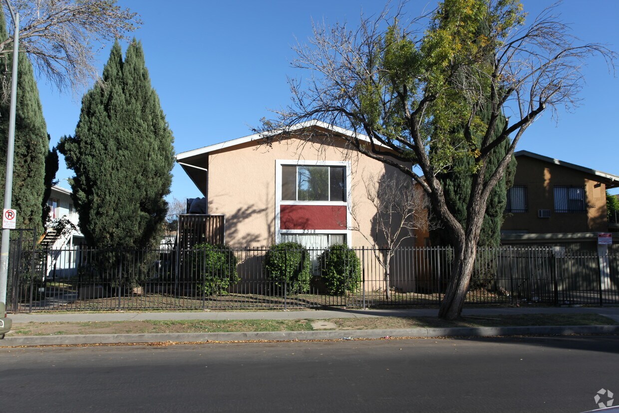 Building Photo - 7318 Milwood Ave