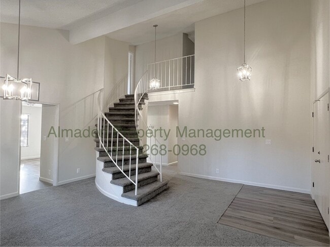 Building Photo - Newly Renovated Home Near Award Winning Sc...