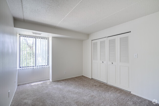 2 habitaciones, 2 baños - 111 m² - Dormitorio - The Heights of Southfield