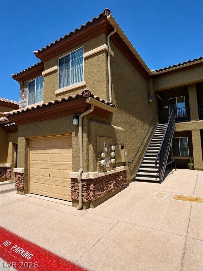 Foto del edificio - 6868 Sky Pointe Dr