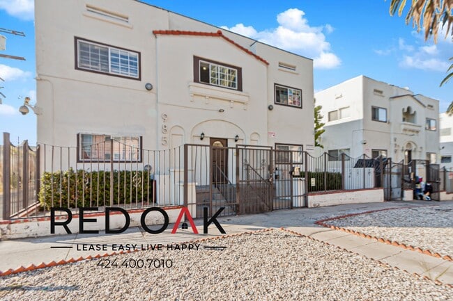 Foto del edificio - 975-985 S Oxford Ave