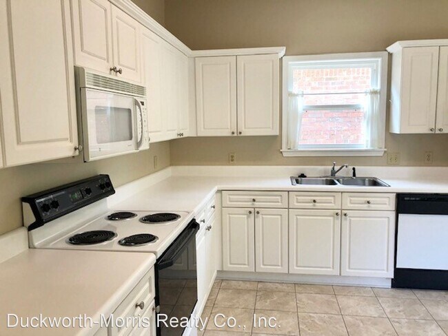 Building Photo - 3 br, 2 bath House - 20 Highland Manor