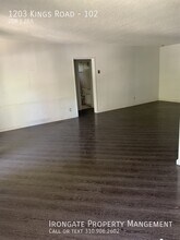 Building Photo - 1203 Kings Rd