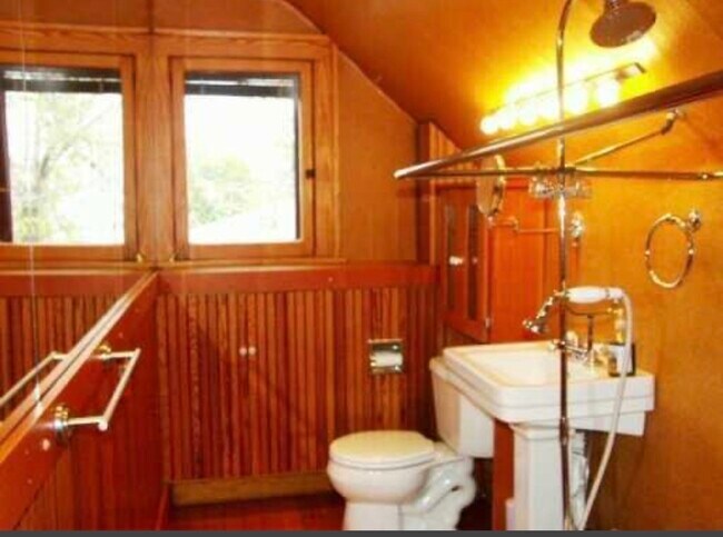 Photo - 208 Koch Ave House