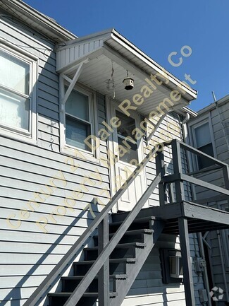 Building Photo - 41 N Main St