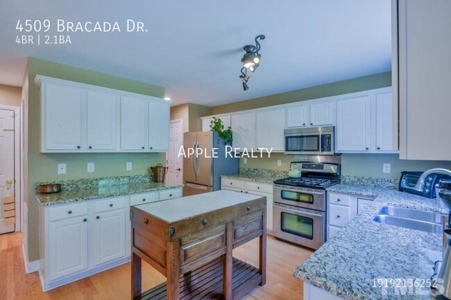 Building Photo - 4509 Bracada Dr