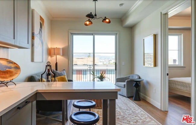 Foto del edificio - 5768 W 3rd St