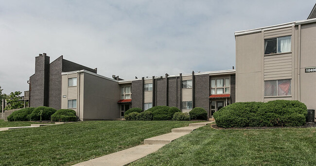 Building Photo - The Club at Indian Creek Apartment Homes