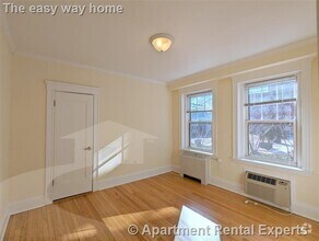 Building Photo - 22 Chauncy St