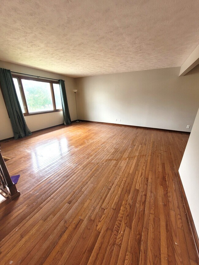 Foto del edificio - 9406 S St