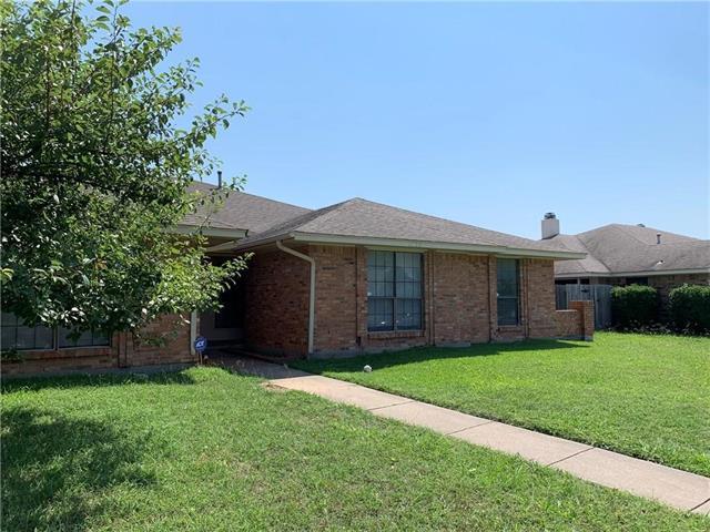 Primary Photo - 1234 Mockingbird Ln