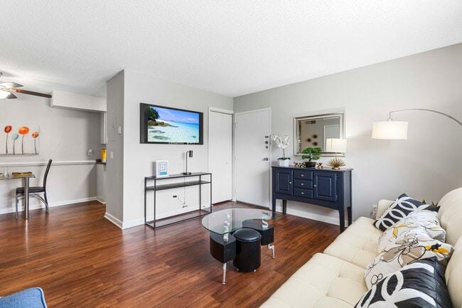 Living room - Pines of Ashton