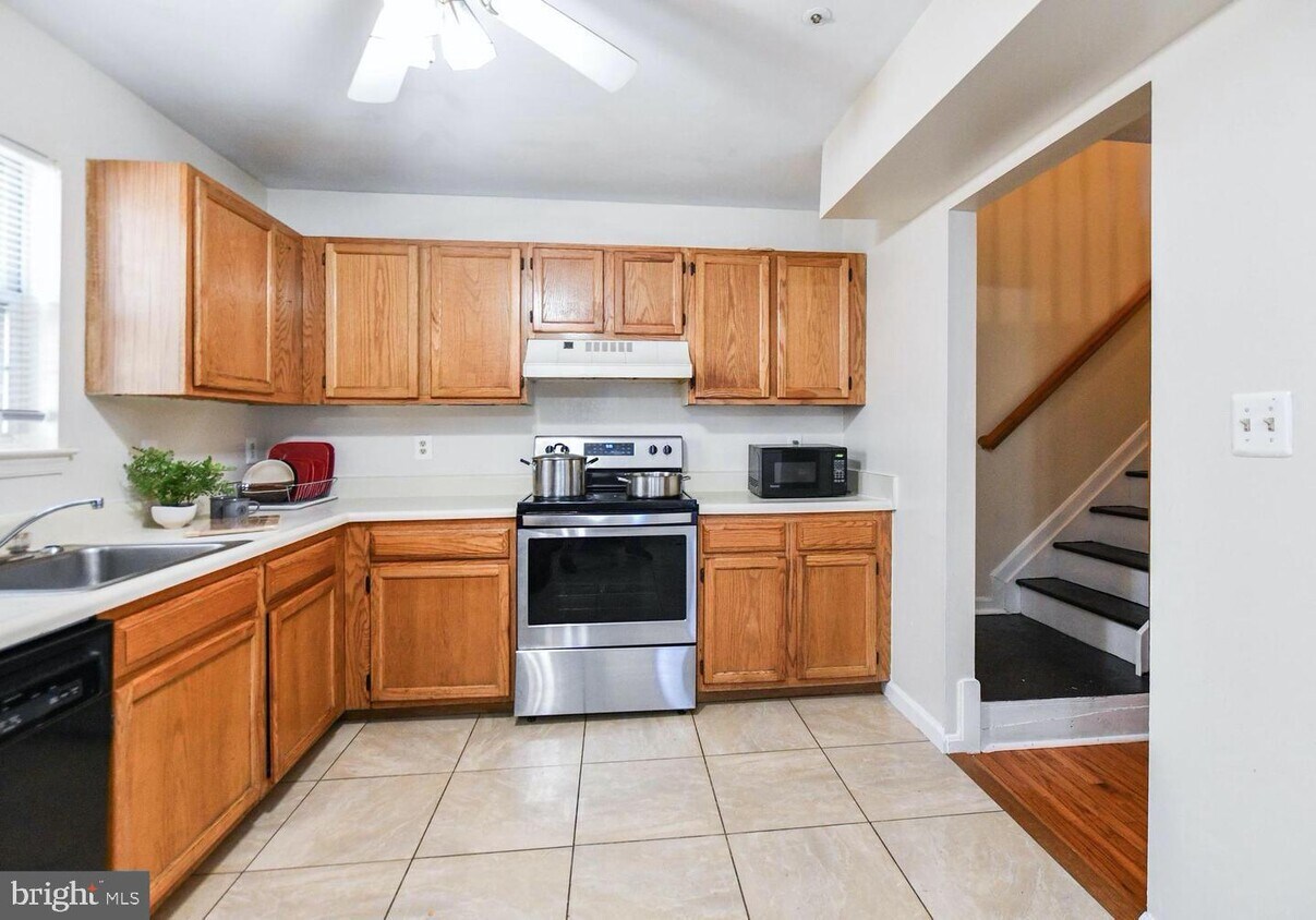 3015 Henson Bridge Terrace, Fort Washington, MD 20744 Townhouse for