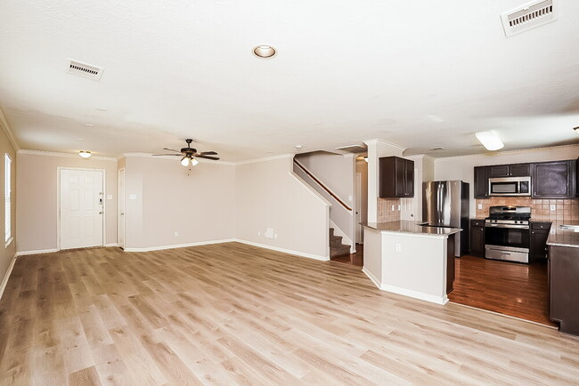 Building Photo - 18215 Rexine Ln