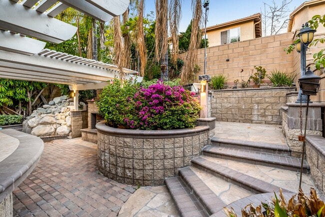 Foto del edificio - 48 Boulder Creek Way