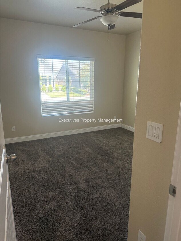 Foto del edificio - 1705 Clearwater St