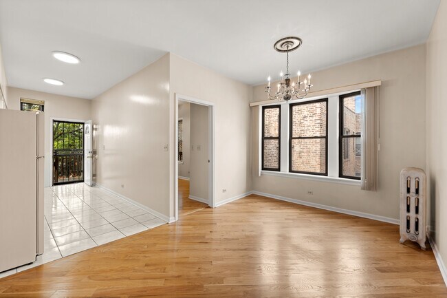 Dining Room - 5203 S Woodlawn Ave