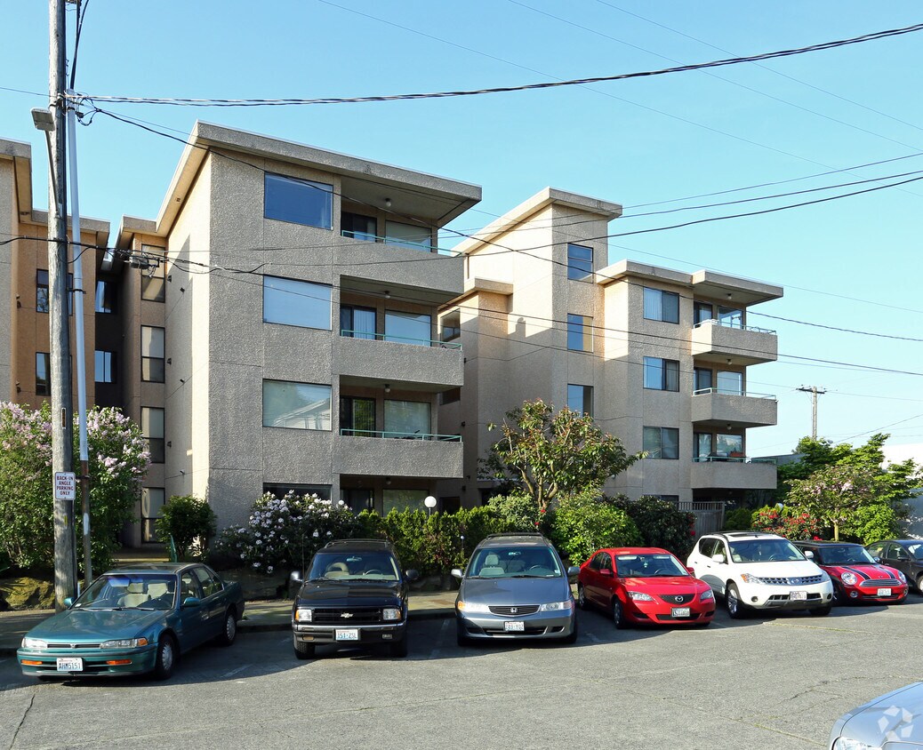 Building Photo - 1433 NW 64th St