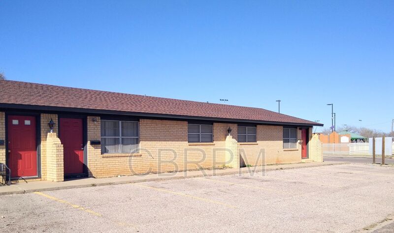 Primary Photo - 401 NW 8th St