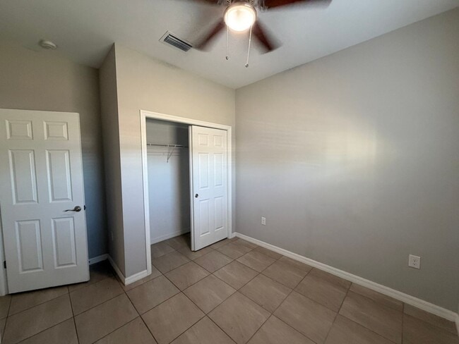 Photo - 523 NE 24th Ave Townhome