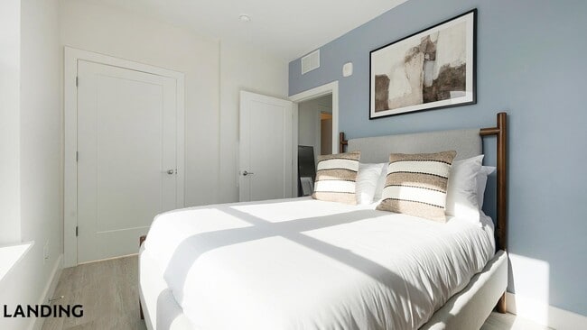 Building Photo - 2005 11th St NW