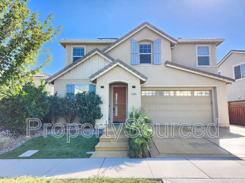 Foto principal - 17894 Amador Dr