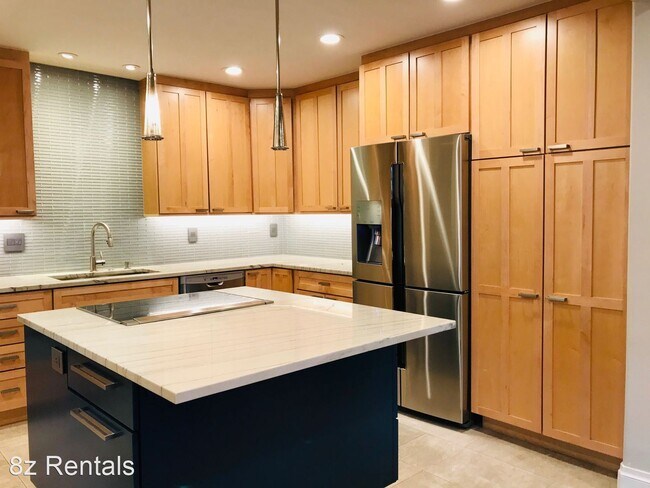 Building Photo - 4 br, 2 bath House - 2456 8th Street #B