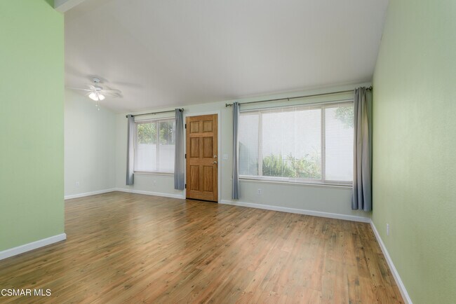 Building Photo - 1375 Ramona Dr