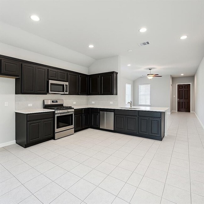 Foto del edificio - 913 Centerra Hills Cir