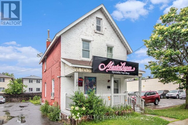 Photo du bâtiment - 197 McArthur Ave.