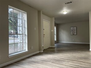 Building Photo - 6614 Amberfield Ln