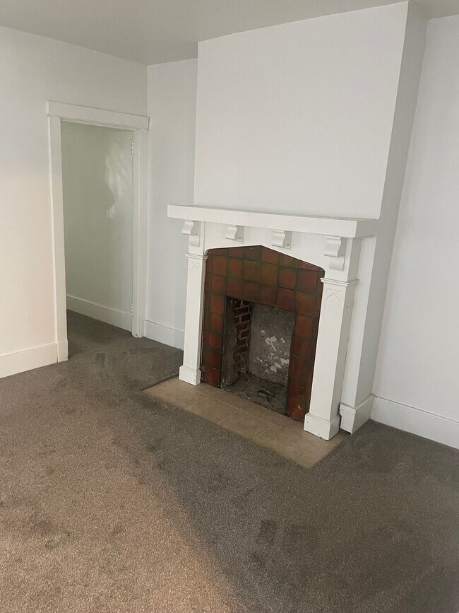 Foto del edificio - 2809 Neeld Ave