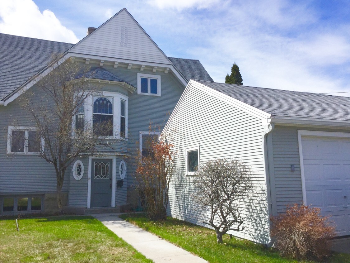 205 Wyoming Ave Unit B, Billings, MT 59101 Apartments in Billings, MT