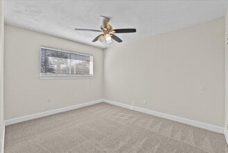 Building Photo - 15514 Diana Ln