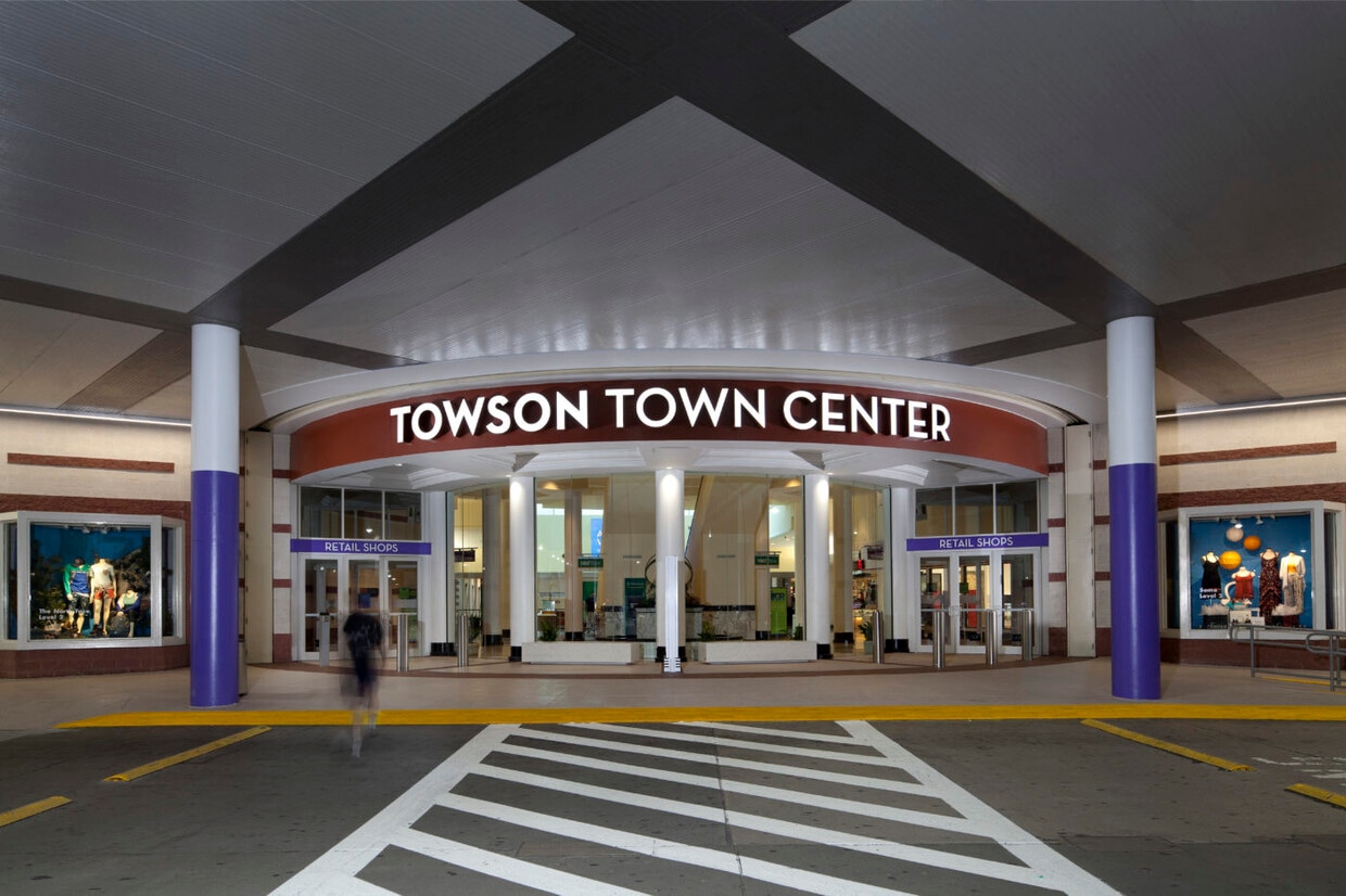 Building Photo - 30X Hendrickson Ln