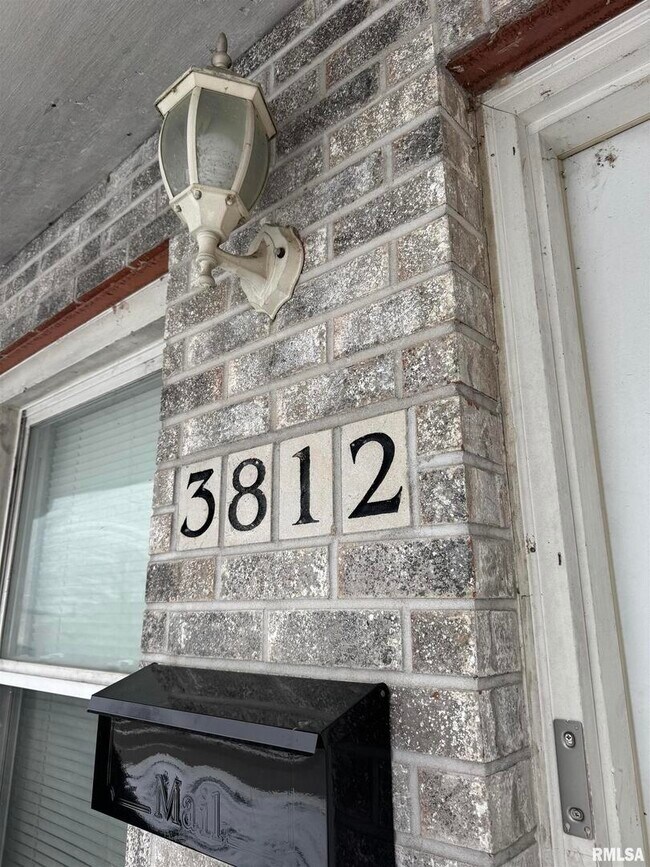 Foto del edificio - 3812 Mississippi Ave