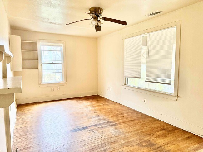 Foto del edificio - 1203 S 18th St