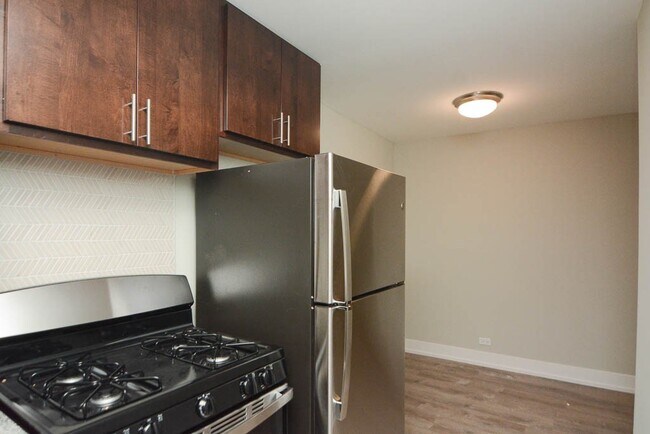 Foto del edificio - 525 W Surf St