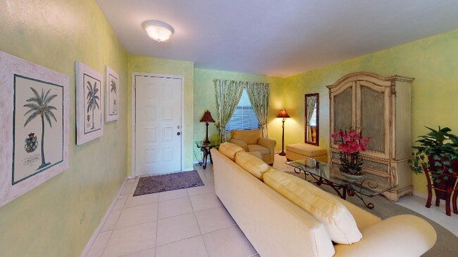 Building Photo - 460 Fox Haven Dr