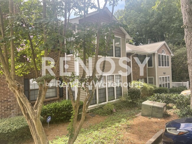 Building Photo - 609 Barrington Hills Dr