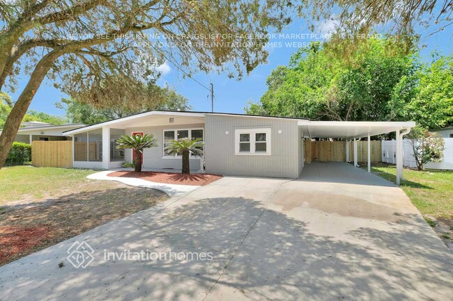 Foto del edificio - 11630 Sands Ave