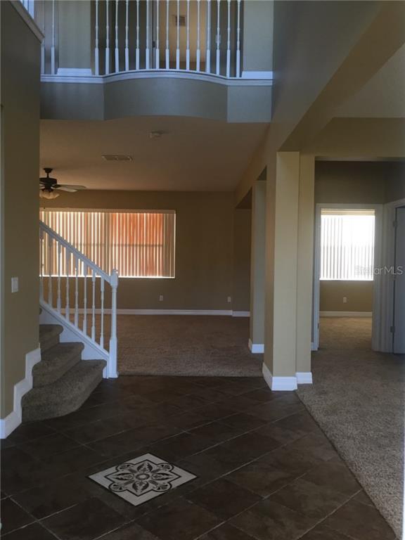 Foto del edificio - 739 Cascading Creek Ln