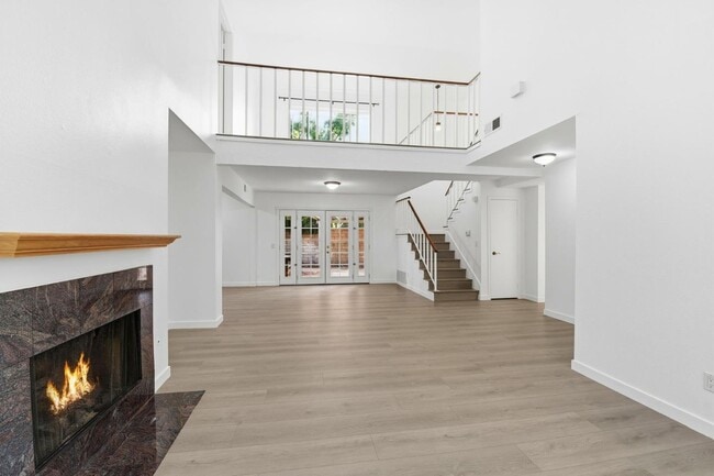 Foto del edificio - 29016 Lillyglen Dr