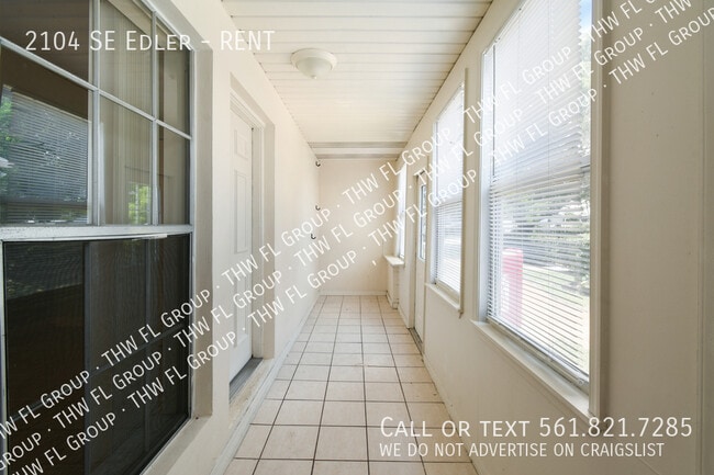 Foto del edificio - 2104 SE Edler-RENT