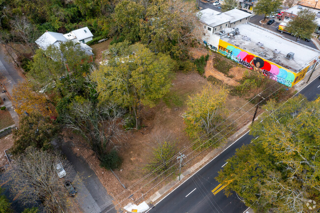 Construction 11/10/22 - 775-781 Moreland Ave SE
