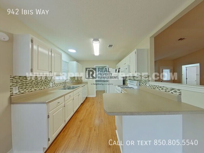 Building Photo - 942 Ibis Way